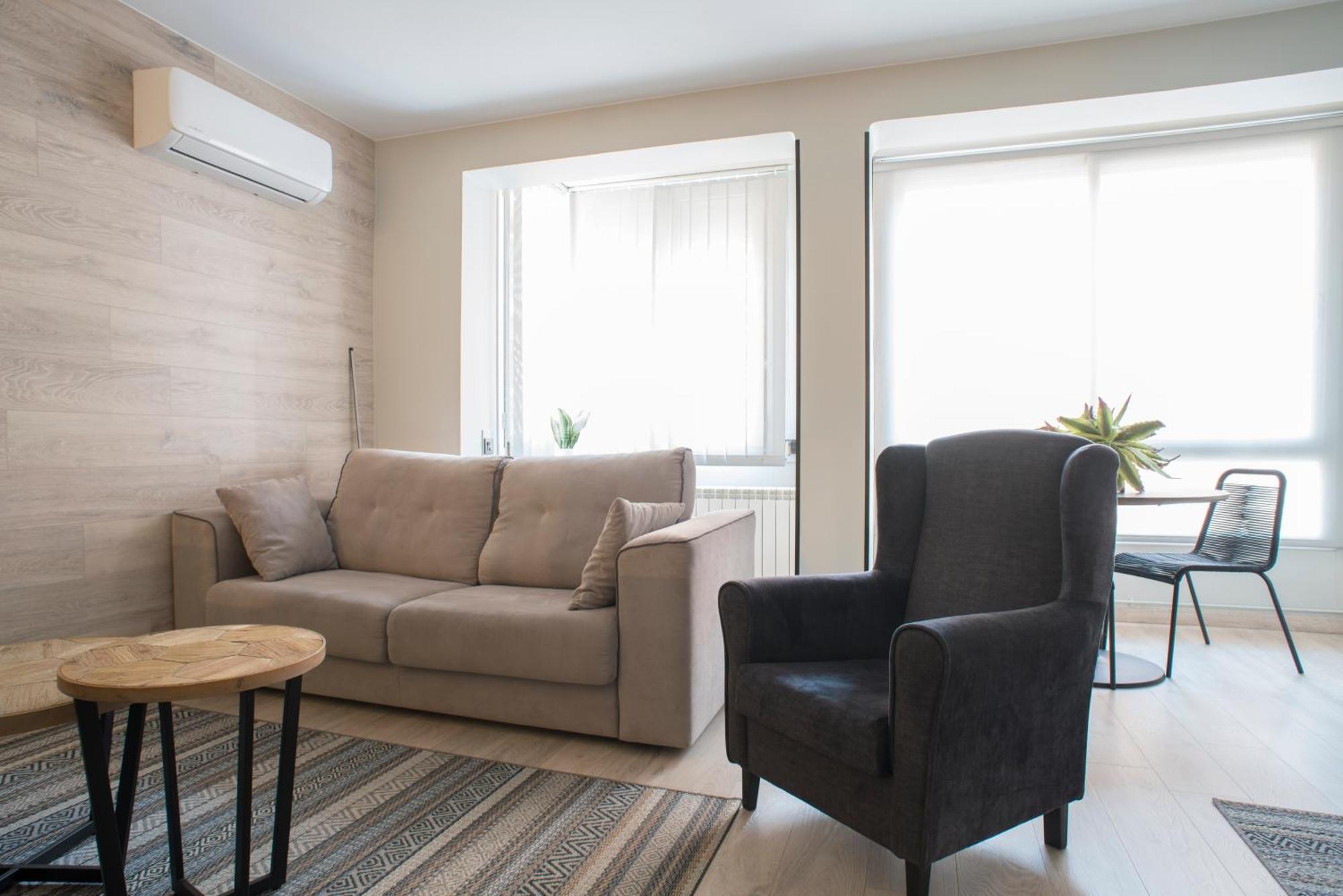 Apartaments Turistics Cardona III Екстериор снимка